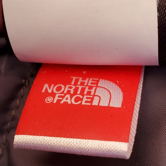 The North Face Metropolis Parka - Picture 16 of 16